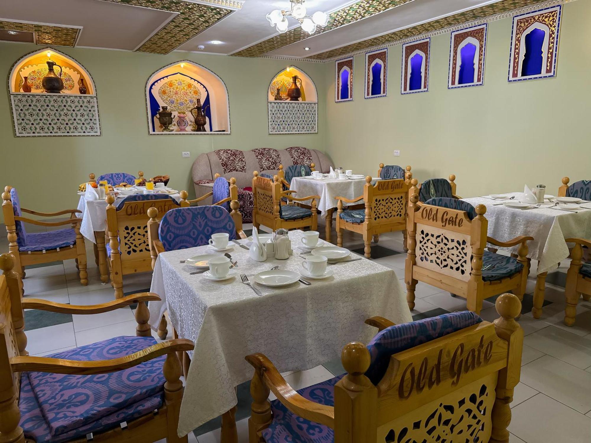 Old Gate Family Guest House Bukhara Exterior photo